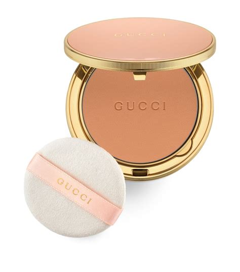 Пудра компактная Gucci Poudre de Beauté Mat Naturel 